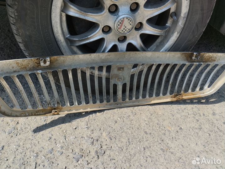 Решётка радиатора газ 31105