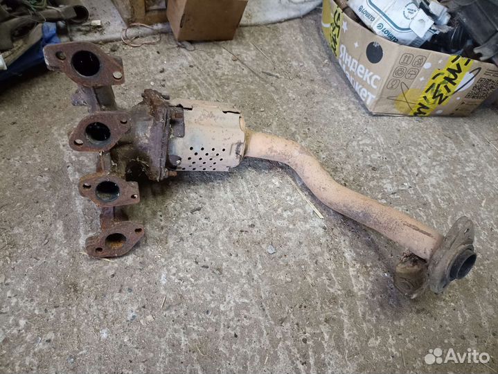 Коллектор выпускной Peugeot 206