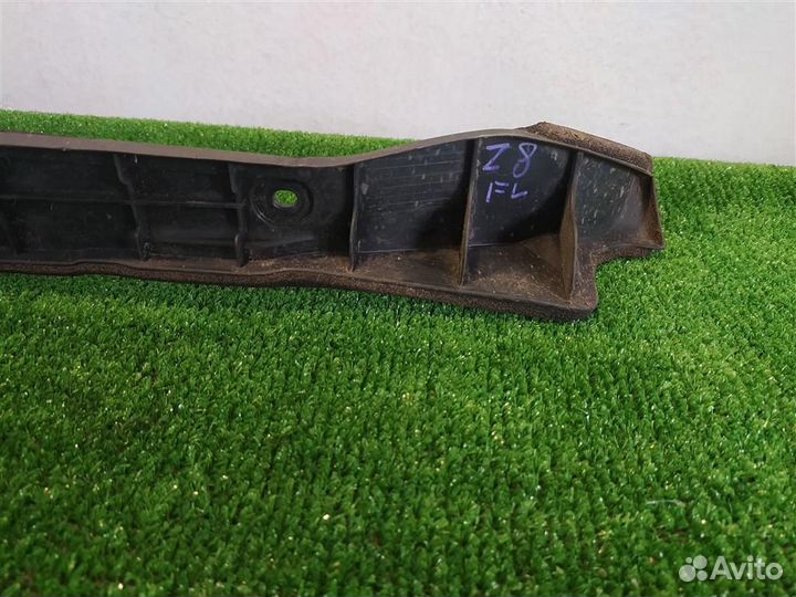 Пыльник крыла переднего левого Toyota RAV4 A30 20