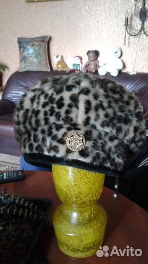 Зимняя шапка из искуственного меха шапка