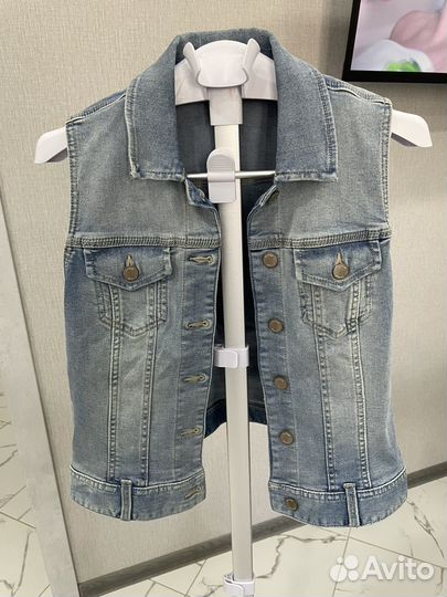 Жилетка джинсовая