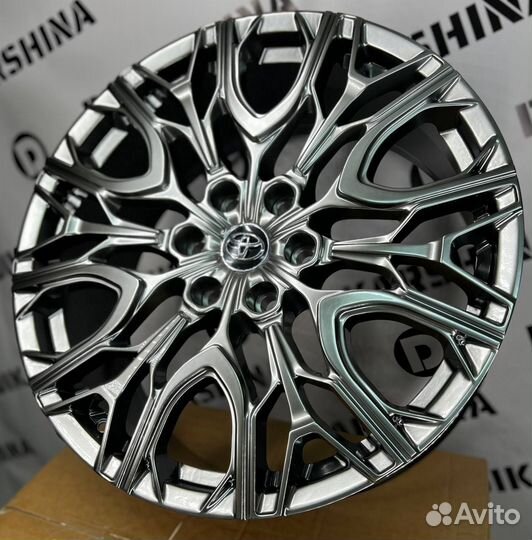 Кованые диски на Тойота Ланд Крузер 300 toyota R24