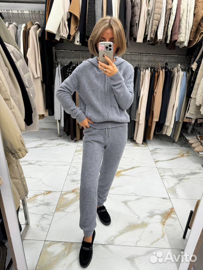 Трикотажный костюм loro piana