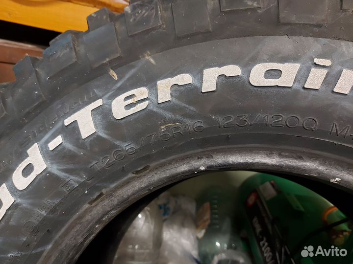 Bfgoodrich Mud-Terrain T/A 265/75 R16