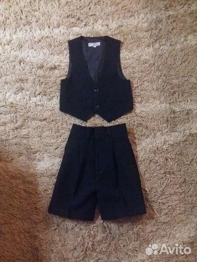 Костюм 92 см 2 года жилет-шорты, рубашка, бабочка