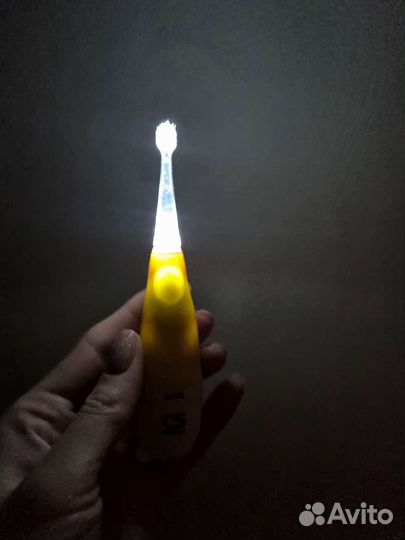 Зубная щетка CS