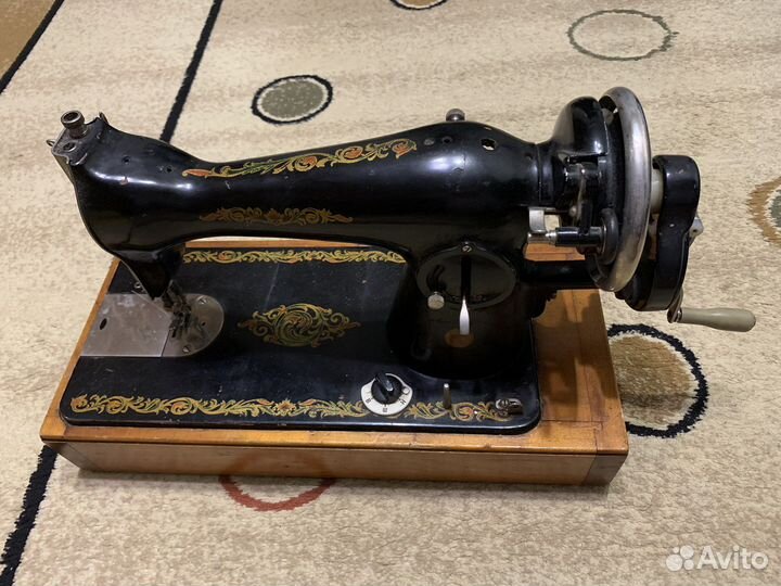 Швейная машинка
