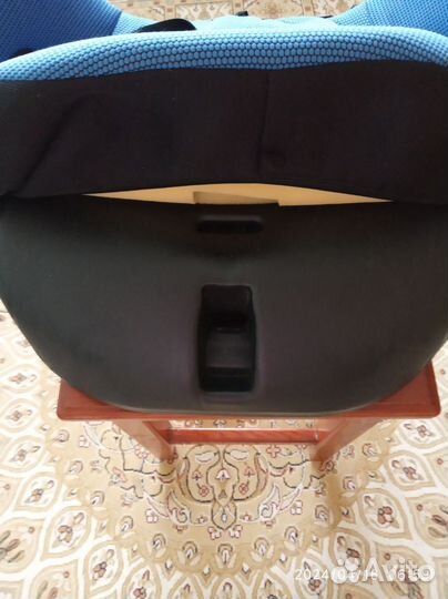 Автокресло бустер