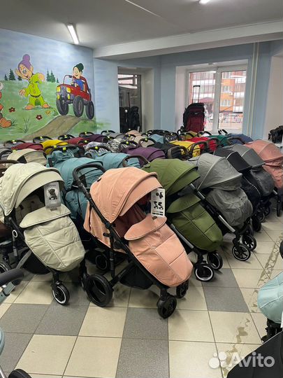 Прогулочная коляска