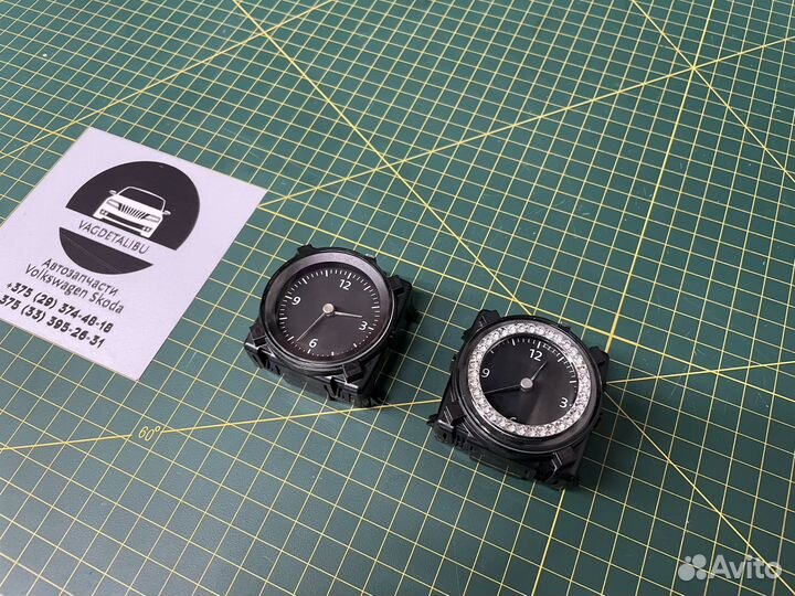 Часы Volkswagen Passat B8