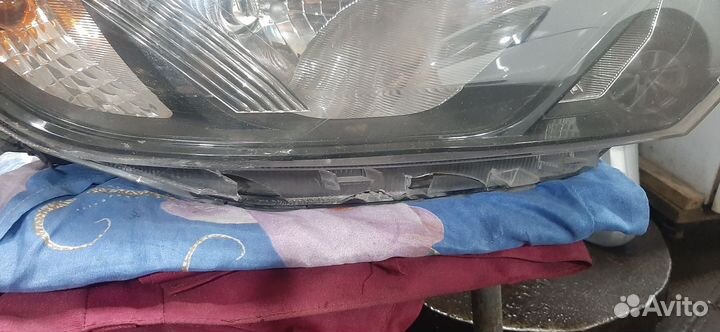 Фара на гранту передняя правая