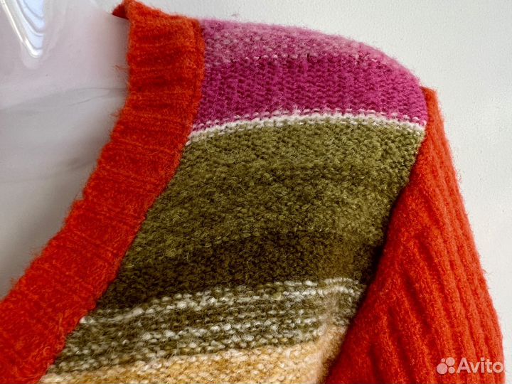 Пуловер женский оранжевый в полоску