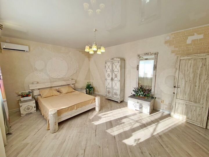 Дом 104 м² на участке 4 сот.