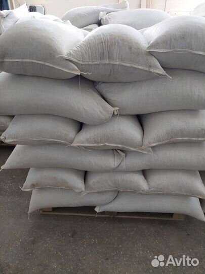 Древесный наполнитель для туалета животных