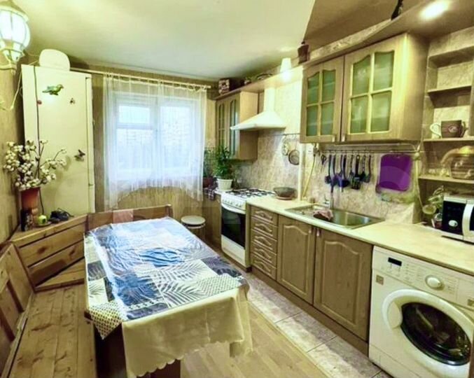 Комната 17 м² в 3-к., 2/8 эт.