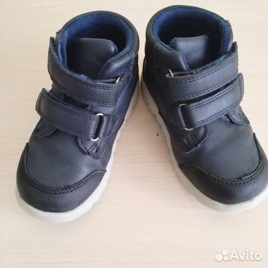 Ботинки весна на мальчика 24р 2года