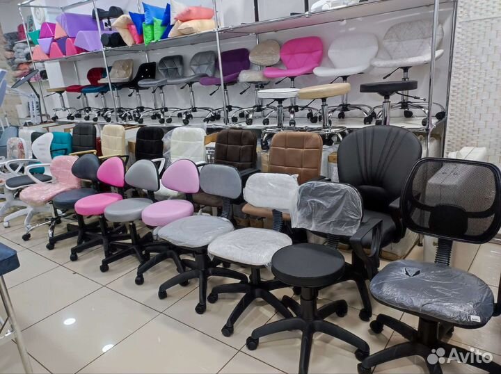 Столик косметолога, косметологическая тележка стул