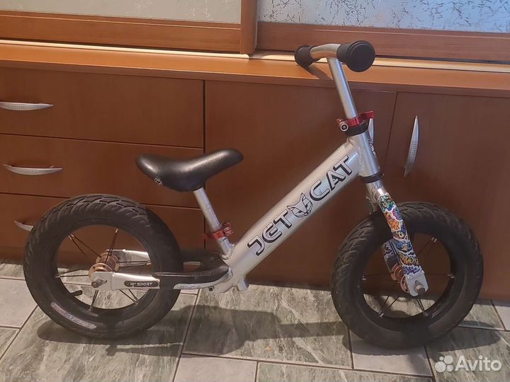 Беговел детский 12 jet cat