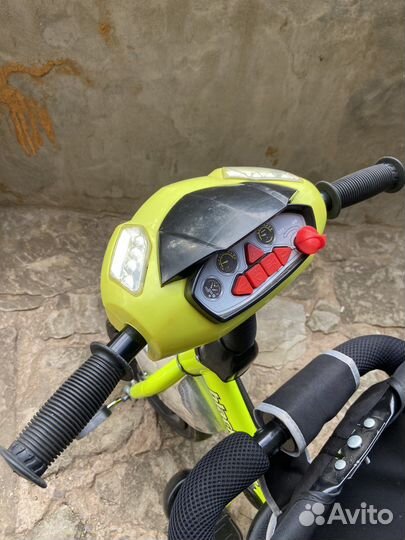 Трехколесный велосипед