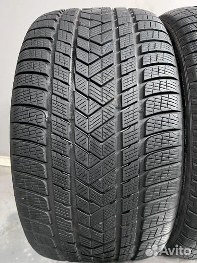 Pirelli Scorpion Winter 295/30 R22