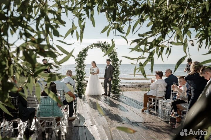 Аренда лофта для свадьбы и праздника на берегу