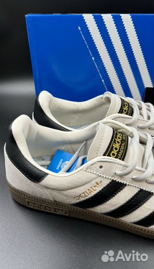 Adidas spezial