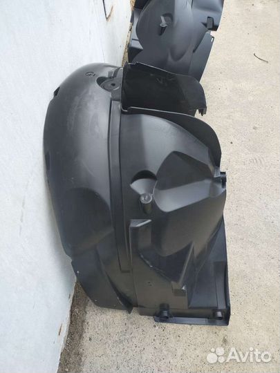 Подкрылок Renault Logan 2 /Sandero 2