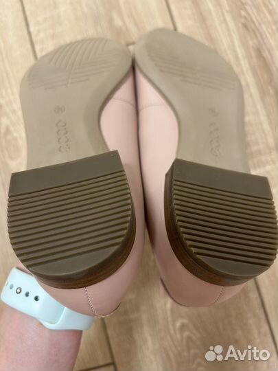 Туфли ecco цвет пудровый 39 размер