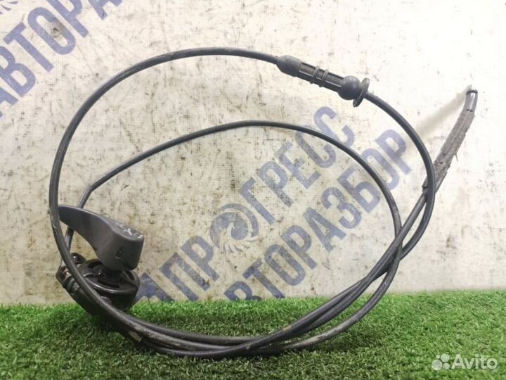 Ручка открывания капота Renault Fluence седан 1.6