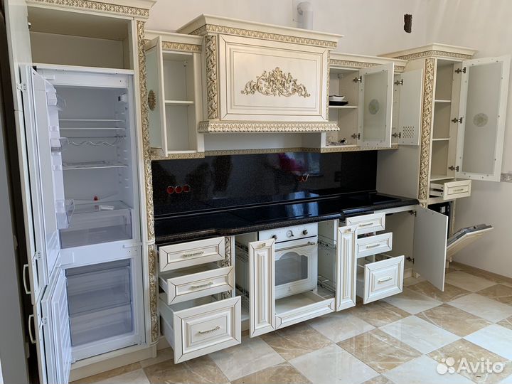 Кухонный гарнитур