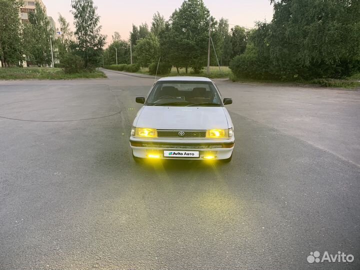 Toyota Corolla 1.6 AT, 1989, 418 333 км