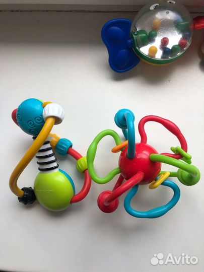 Развивающие игрушки погремушки пакетом