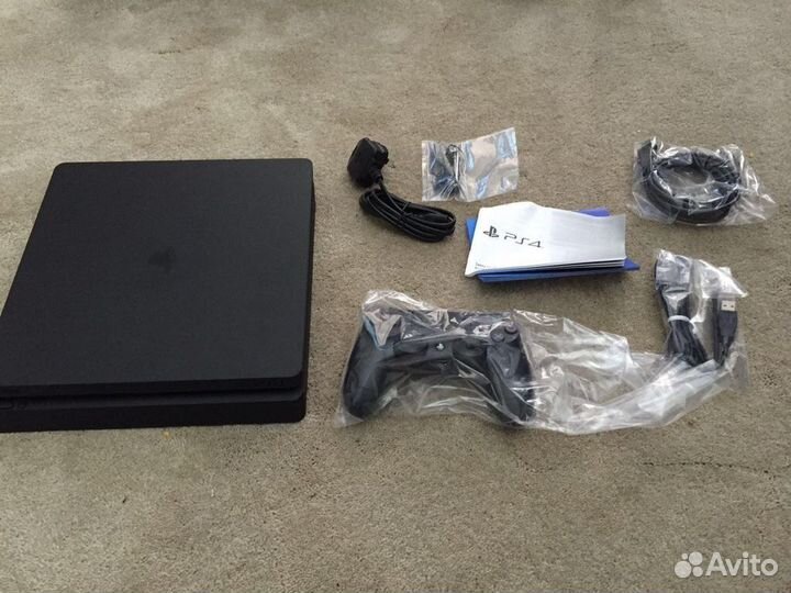 Sony PlayStation 4 Slim