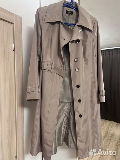 Плащ женский