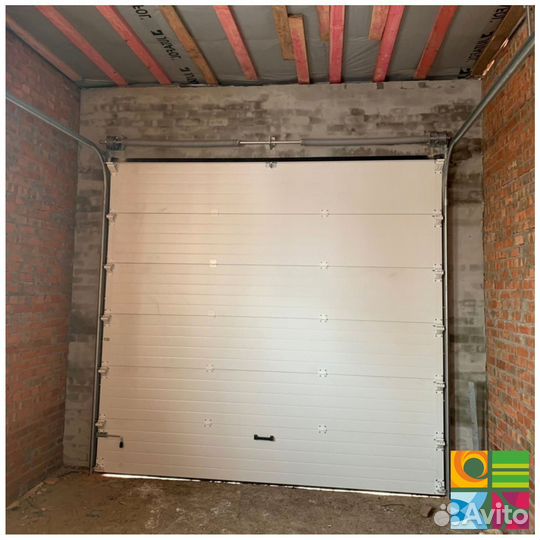 Секционные ворота alutech