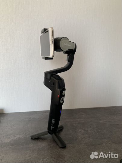 Стэдикам Moza mini s