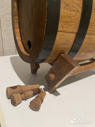 Бочонок для вина на подставке 10л