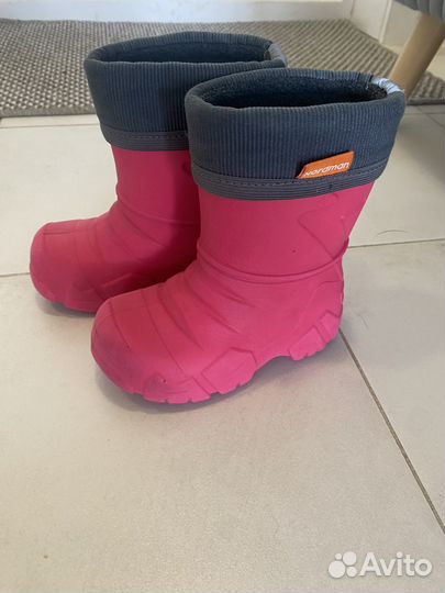 Резиновые сапоги на девочку