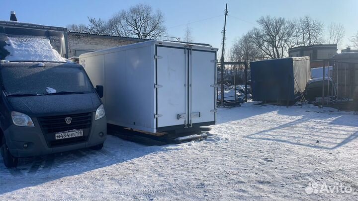 Ворота транспортные. фургон