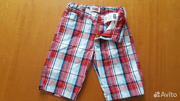 Шорты Levi's на 96-104