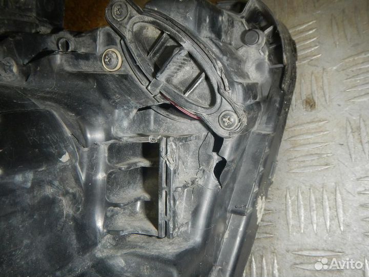 Фара левая Kia Rio