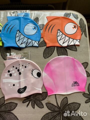 Шапочки для плавания