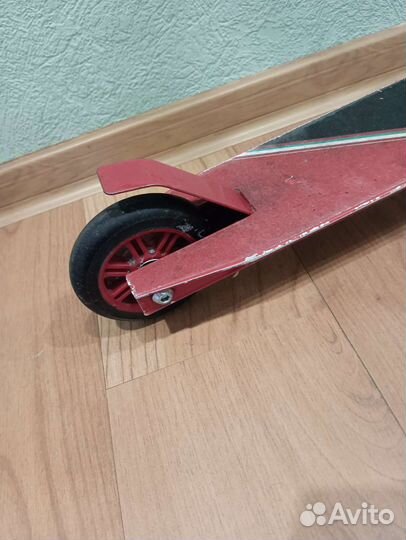 Трюковой самокат Ferrari Б/У