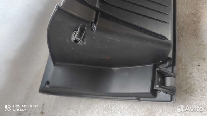 Бардачок Honda civic 4D