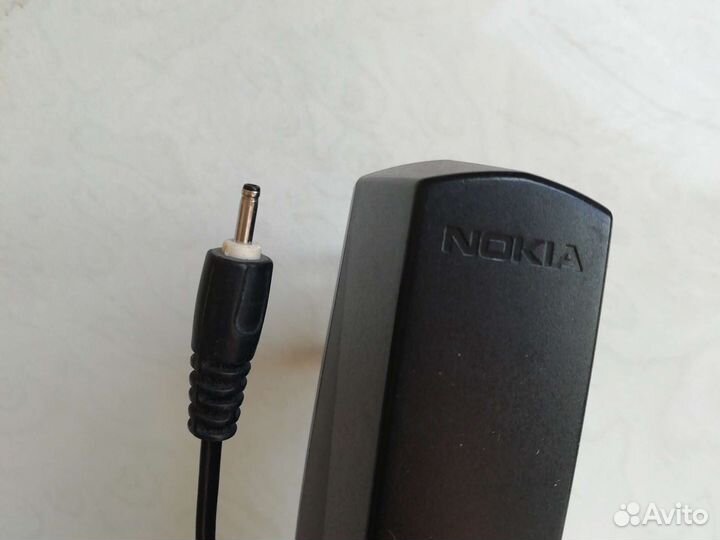 Зарядка Nokia тонкая