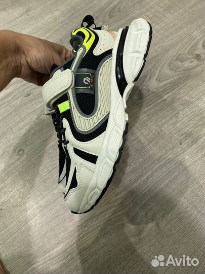 Кроссовки для мальчика 37 размер новые