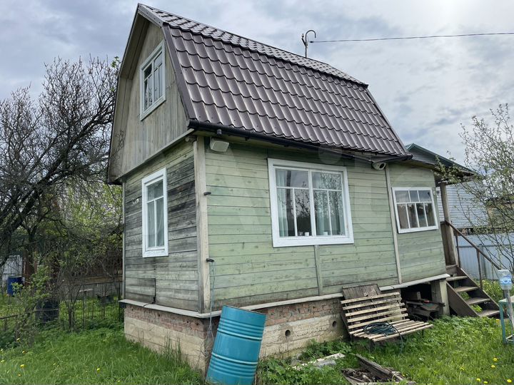 Дача 16,8 м² на участке 5,4 сот.
