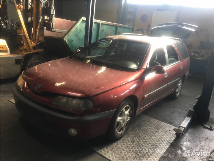 Разбор на запчасти Renault Laguna 1994-2001