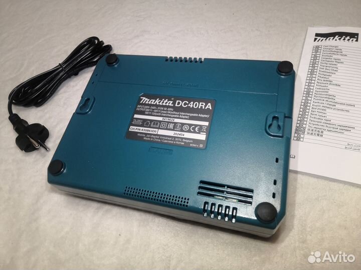 Makita XGT аккум. BL4040 + зарядное dc40ra