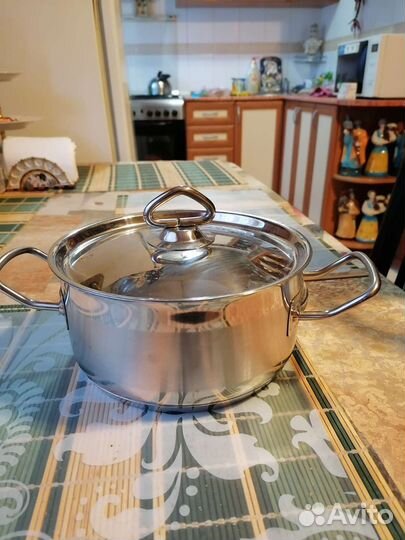 Кастрюля из нержавейки новая